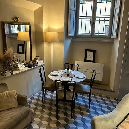 Palazzo Mormorai Apartamento *