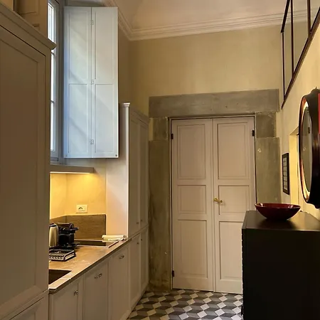 Palazzo Mormorai Διαμέρισμα *